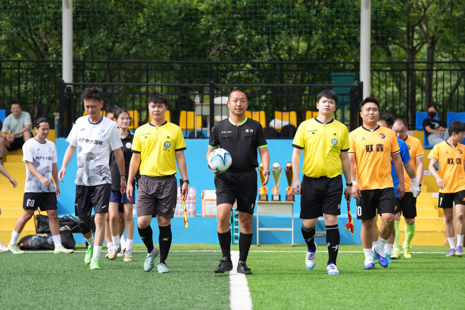 4-2609231Q32T18.jpg